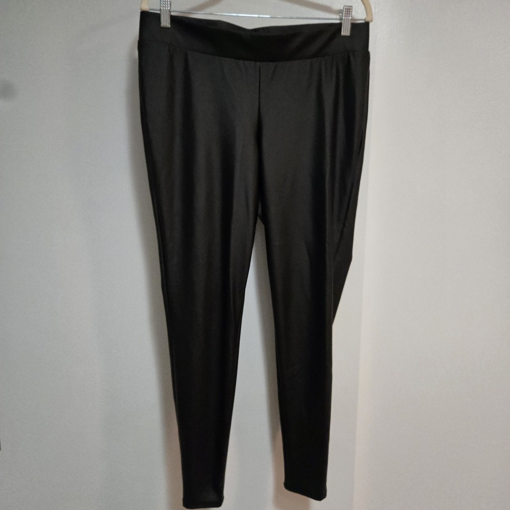 Torrid Full Length Signature Waist PU Legging Black Size 1 Faux Leather‎ 27"